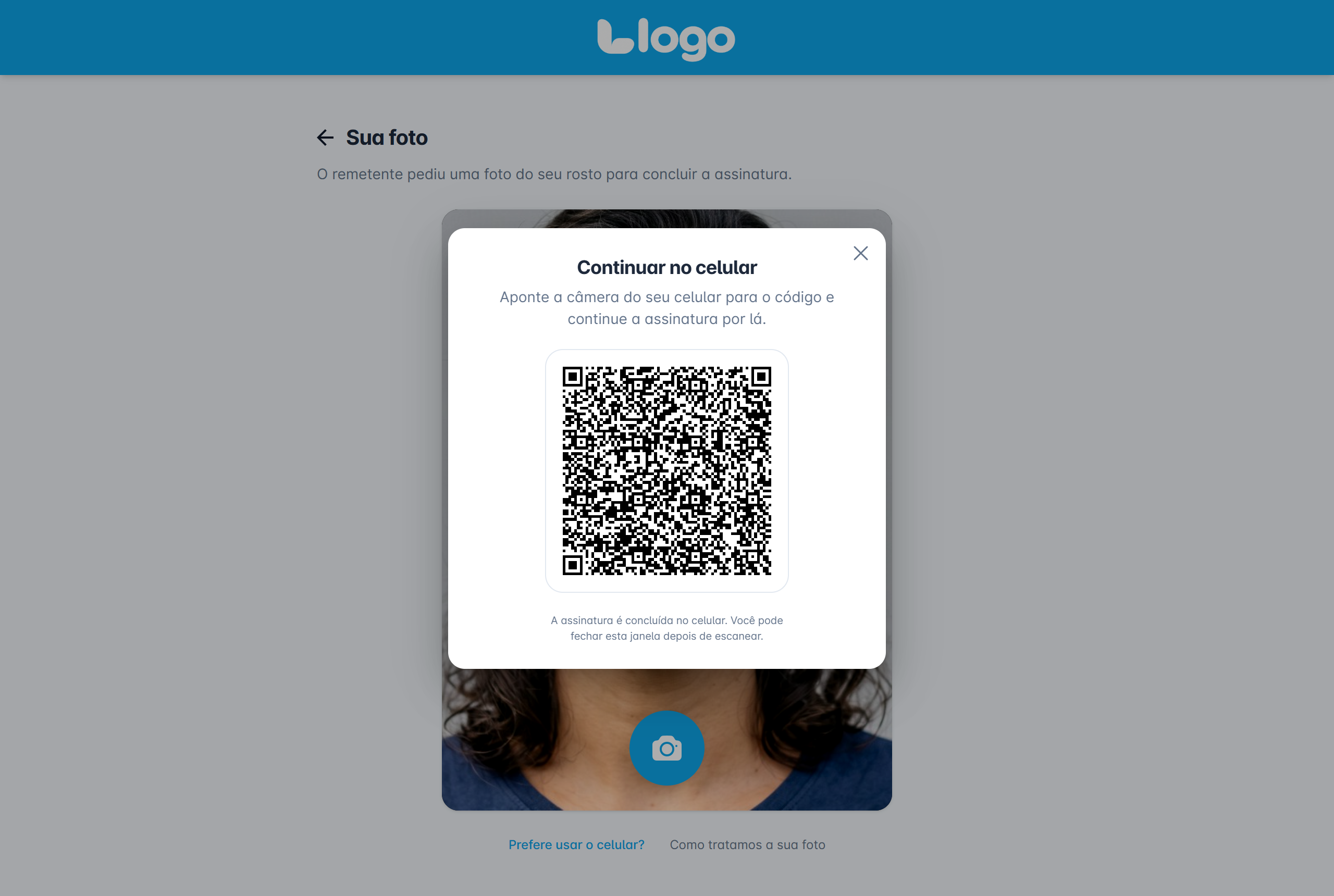 diálogo "Continuar no celular" com o código QR aberto sobre a tela de captura